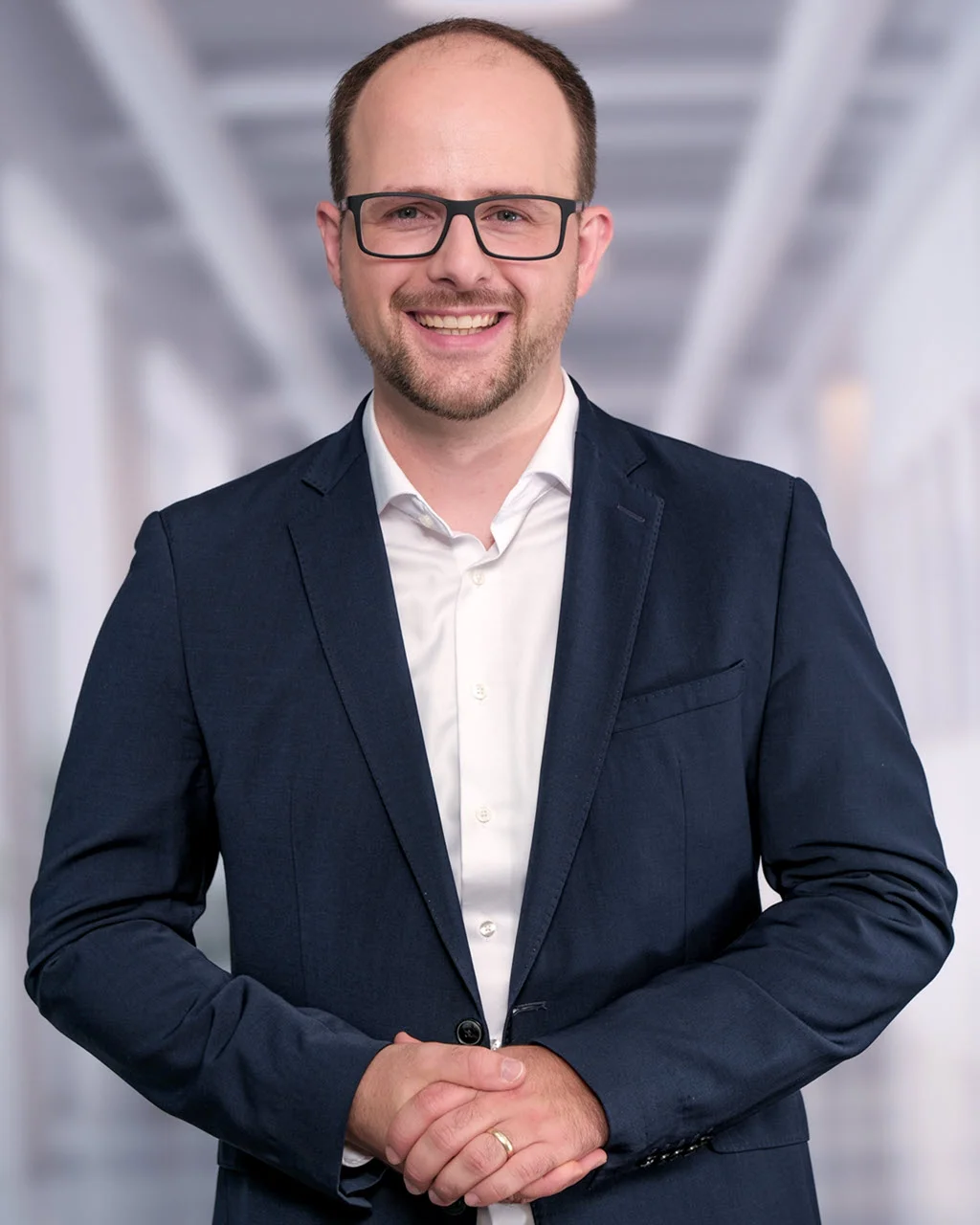 Daniel Stoffels, Gr\u00FCnder Heldensystem \u2013 Finance-Experte und KI-Berater